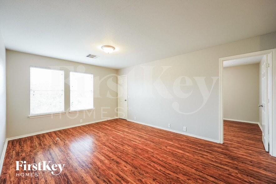 Building Photo - 3626 Alpine Aster