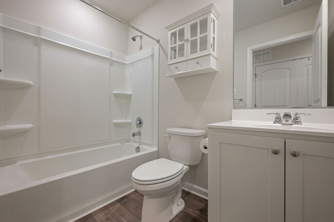 Building Photo - 62 Pepperwood Dr