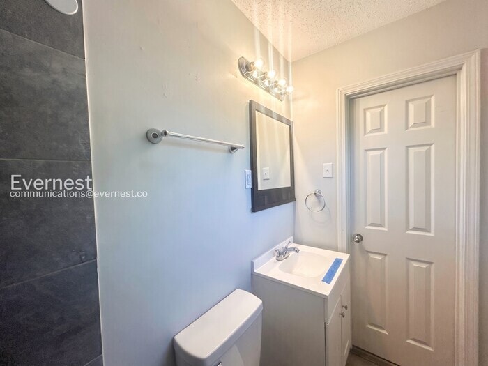 Building Photo - 8328 Dottley Dr