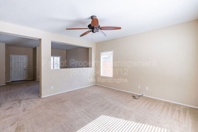 Building Photo - 26043 W Potter Dr