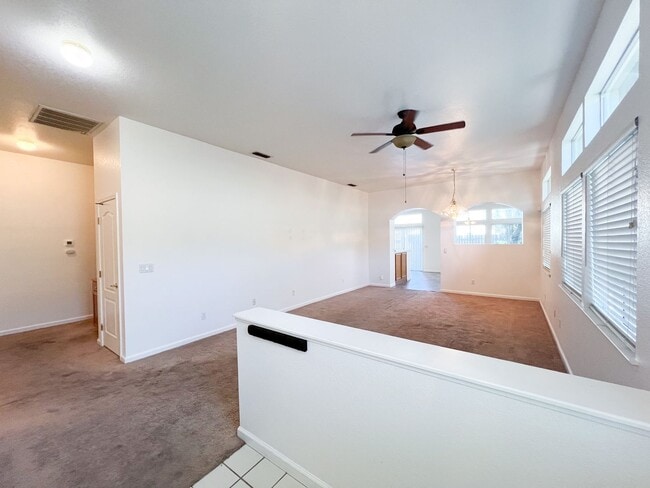 Building Photo - Laguna West 4 Bed, 2 Bath Home