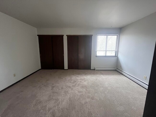 Building Photo - 6179 W Cold Spring Rd