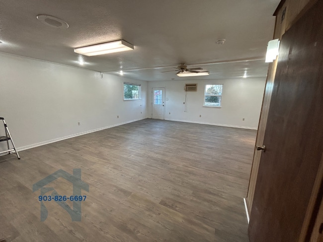 Building Photo - 2808 W Main St