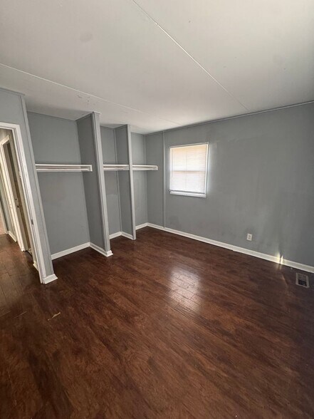 Building Photo - Charming 3BR/1BA Ranch in Martindale-Brightwood Neighborhood