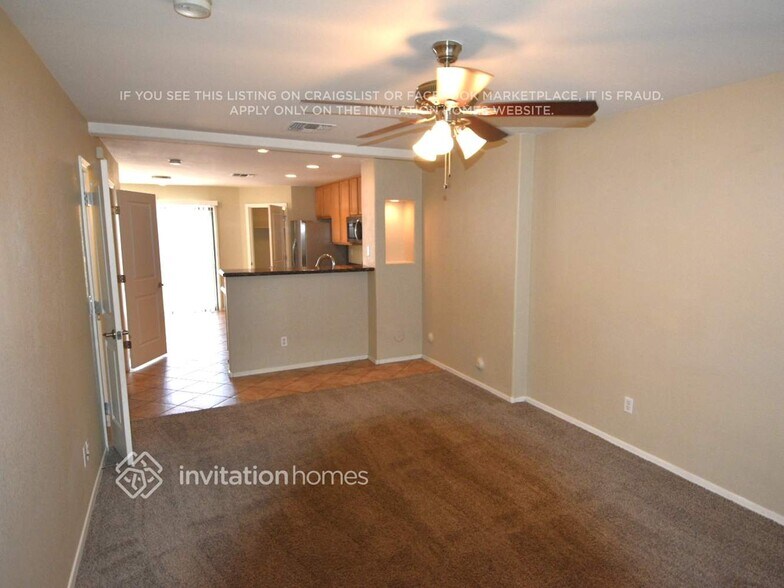 Building Photo - 7801 N 44th Dr