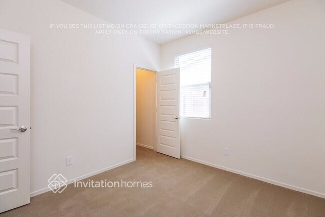 Building Photo - 22475 E Avenida Del Valle Ct