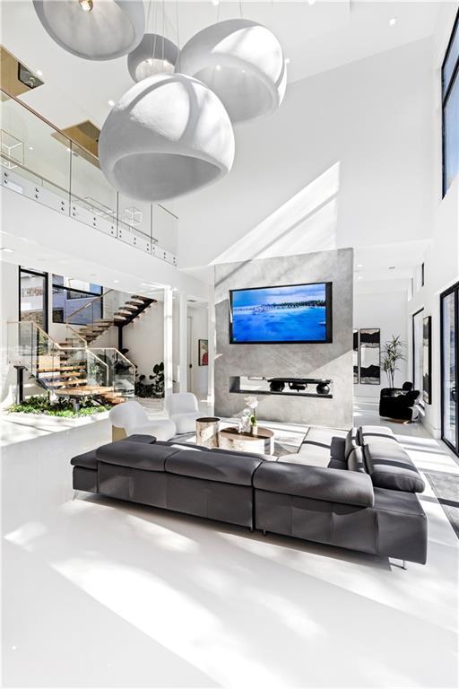 Building Photo - 3600 Lower Roswell Rd