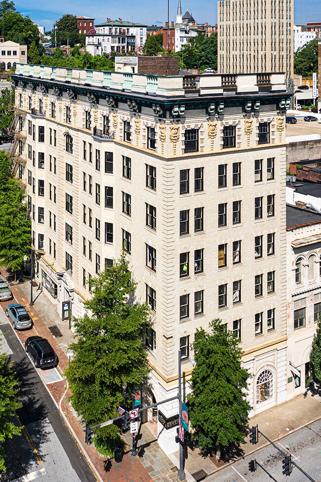 Building Photo - Krise Luxury Lofts