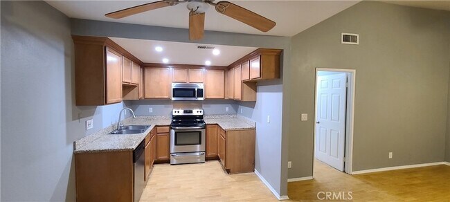 Building Photo - 1965 E Coulston St