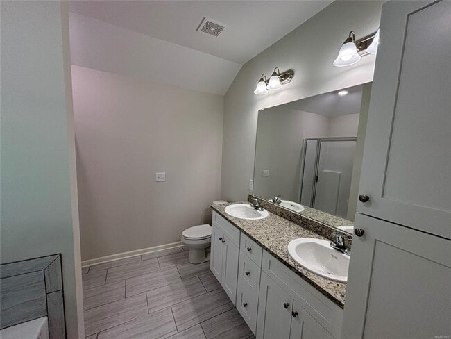 Building Photo - 80 Meadow Walk Ct