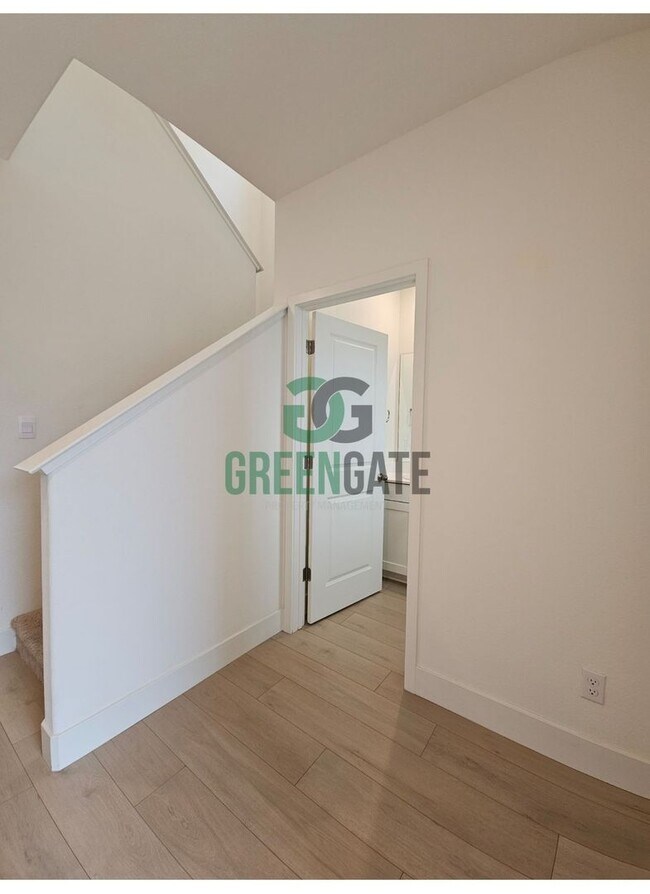 Building Photo - 3 Bedroom 2.5 Bath New Build in Lathrop! AVAILABLE NOW!!