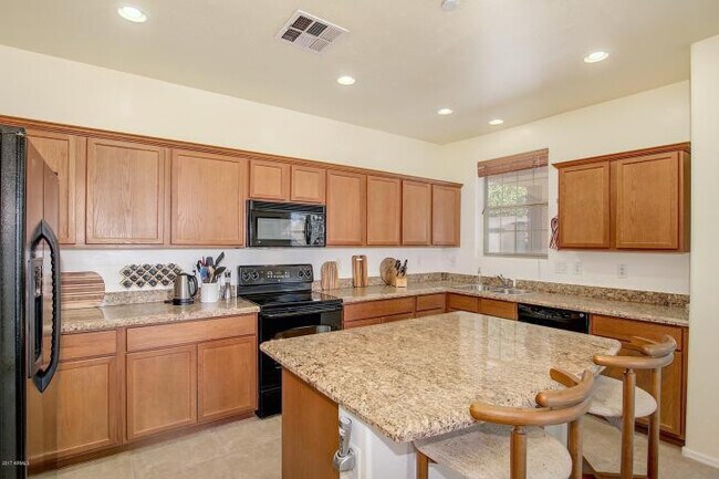 Building Photo - 1674 E Joseph Way