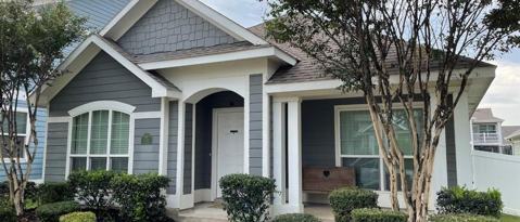 Building Photo - 9012 Waterman Dr