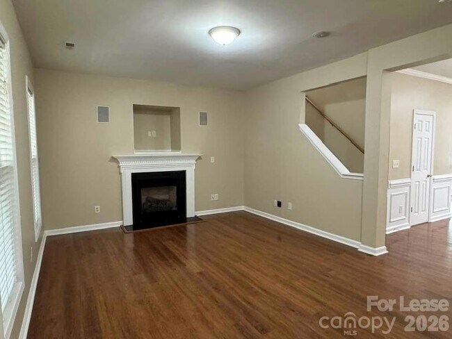 Building Photo - 21404 Aftonshire Dr