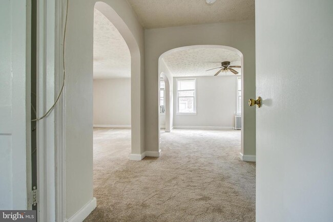 Building Photo - 6120 41st Ave