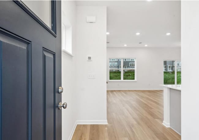Building Photo - 13644 Busch Ln