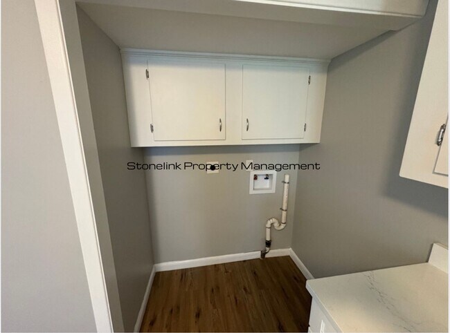 Building Photo - 31 Studley Ave