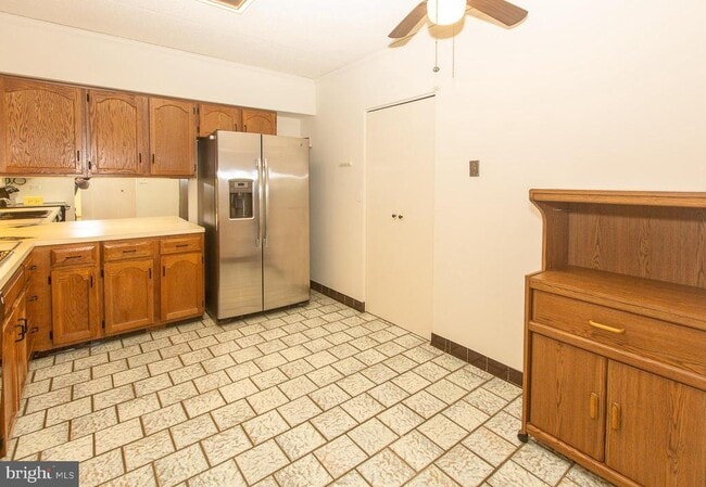 Building Photo - 20930 Valley Forge Cir