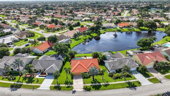 Building Photo - 9645 El Clair Ranch Rd