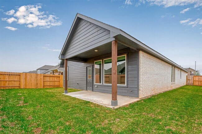 Building Photo - 201 Cambria Green Ln