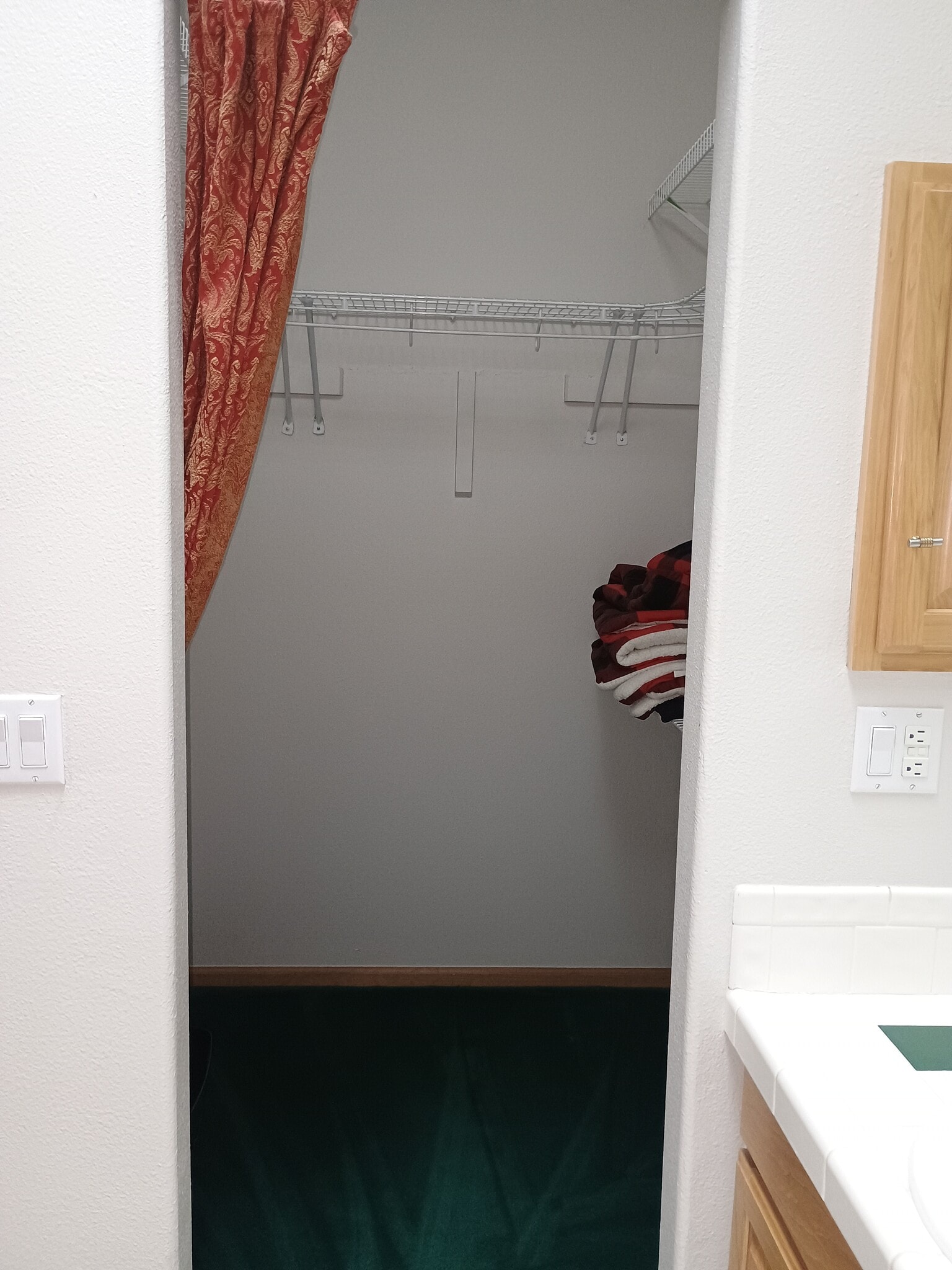 Building Photo - 23684 Pondview Plz