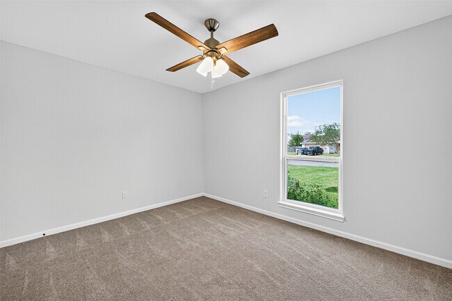 Building Photo - 1114 Briarmead Dr