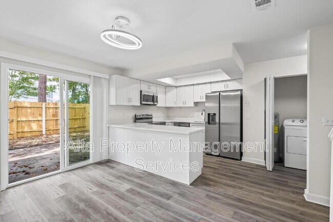 Building Photo - 1848 Willowood Dr