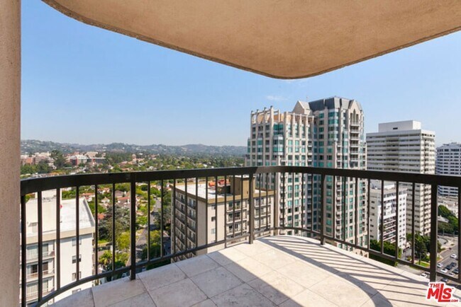 Building Photo - 10750 Wilshire Blvd