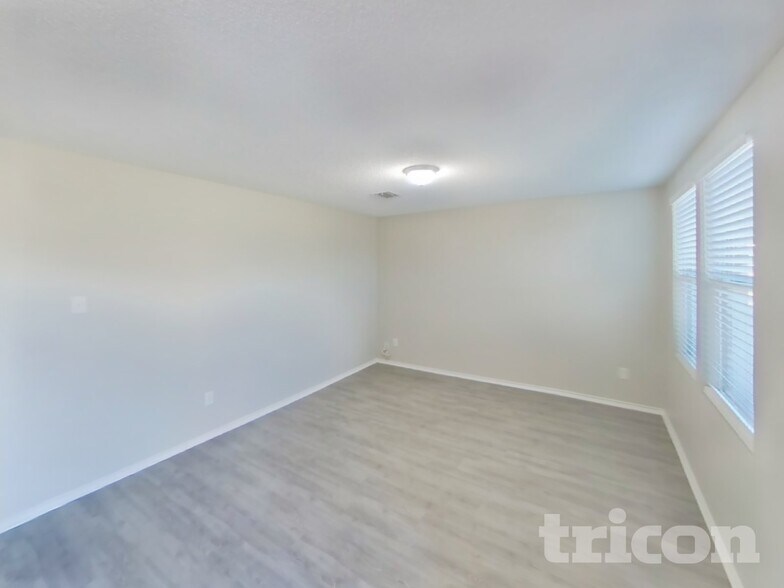 Building Photo - 1428 Junction Run