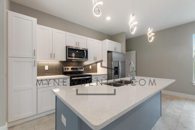 Building Photo - 3327 Trapper Ln