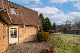 Building Photo - 1829 Duncan Ave