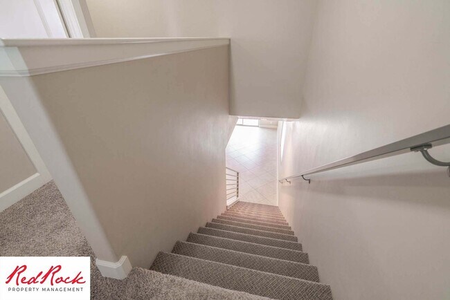 Building Photo - 4 Bedroom Home Near Golf Courses In St. George