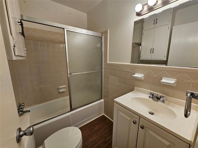 Building Photo - 2100 Redwood Pl