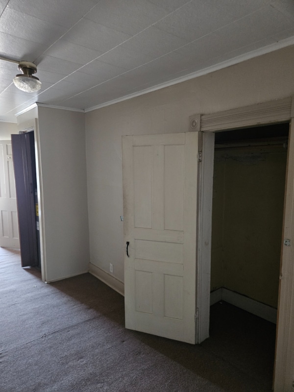 Building Photo - 211-211 E 2nd St