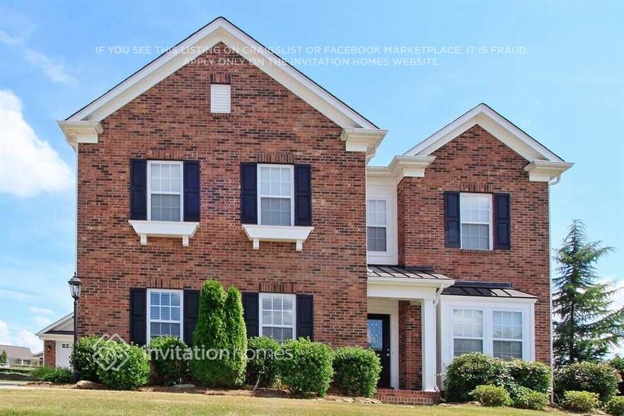 Primary Photo - 5013 Clover Hill Rd