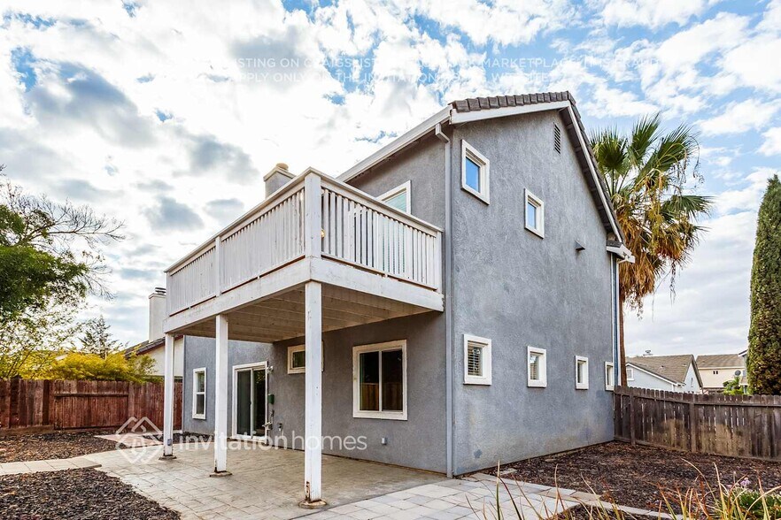 Building Photo - 2547 Foghorn Way