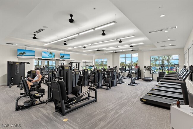 Building Photo - 15215 Tolmino St