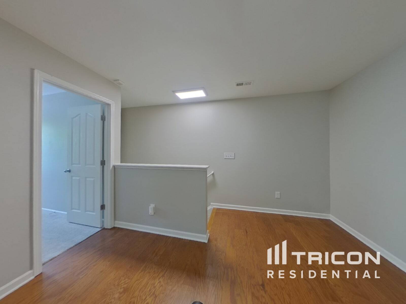 Building Photo - 10629 Mountain Springs Dr