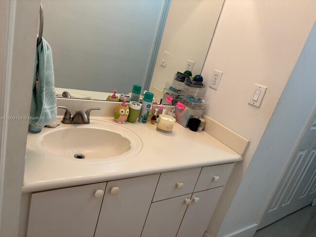 Building Photo - 11411 NW 60th St