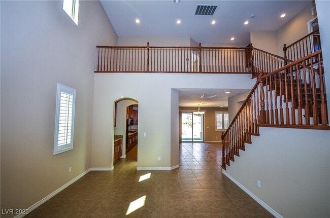 Building Photo - 685 Catalina Aisle St