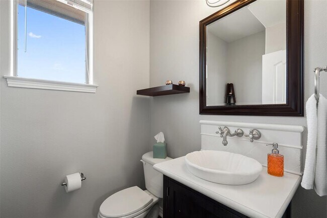 Building Photo - 21803 Briarcliff Dr