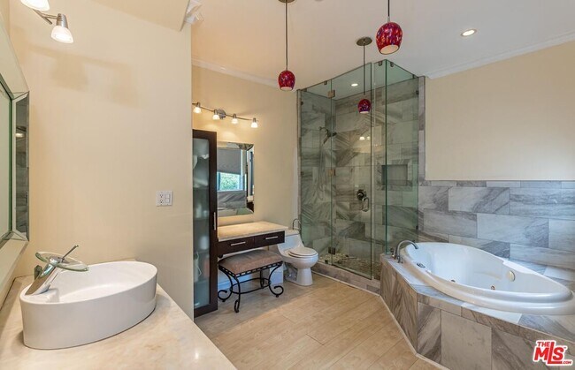 Building Photo - 23639 Clover Trail