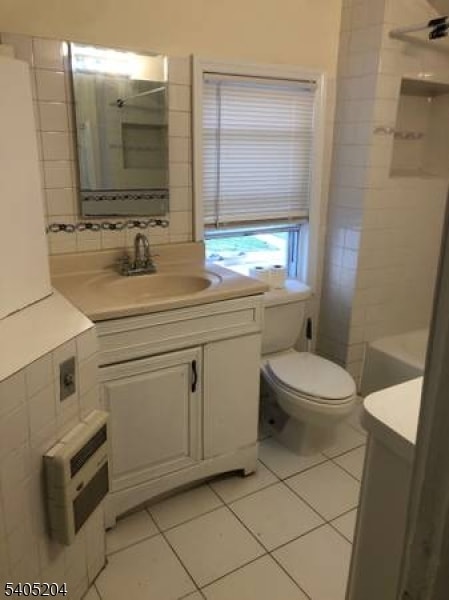 Building Photo - 117 3rd St