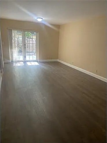 Building Photo - 5958 NW 24th Ct