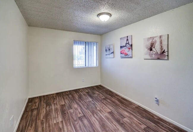 Interior Photo - Orangewood Place Apartments