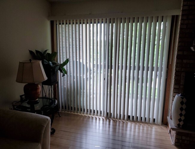 Building Photo - 2 Bedrooms, 2 Bathrooms and Plenty of Amen...