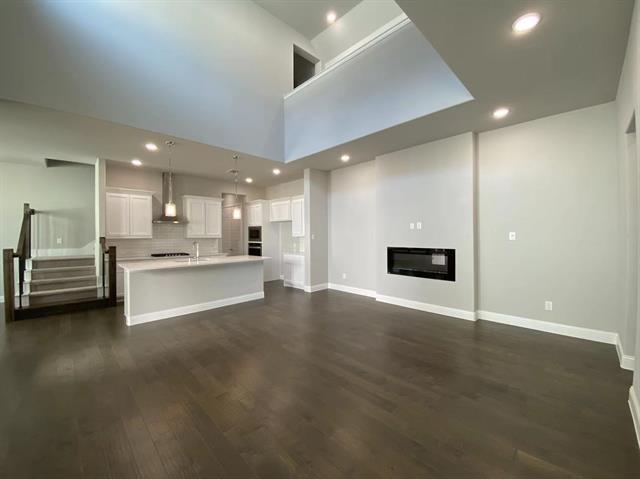 Building Photo - 13034 Scissortail Dr