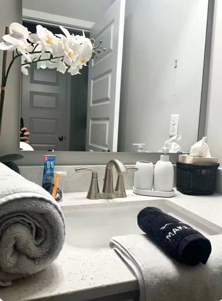 Building Photo - 10308 Caribou Ct