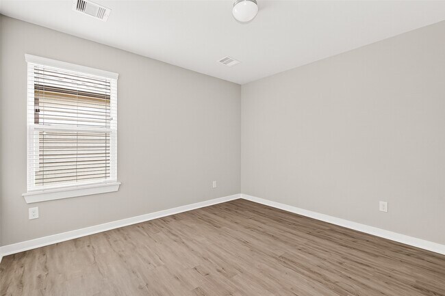 Building Photo - 2142 Reed Cave Ln