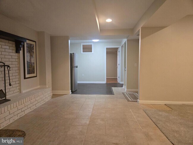Building Photo - 3300 Mt Airy Ct